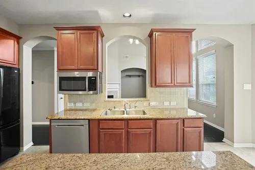 1606 Sunderland Dr Photo 1