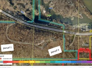 4949 Ellis Rd NW, Cedar Rapids, IA 52405