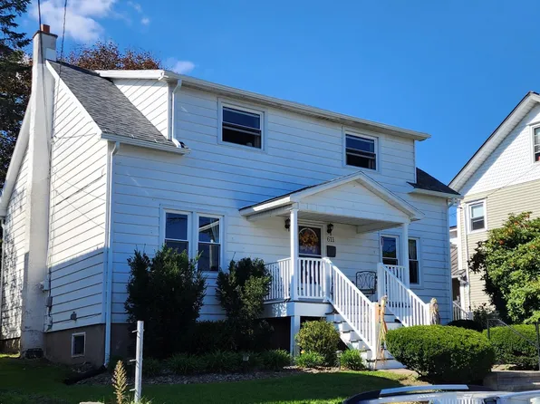 611 Delaware St, Forest City, PA 18421