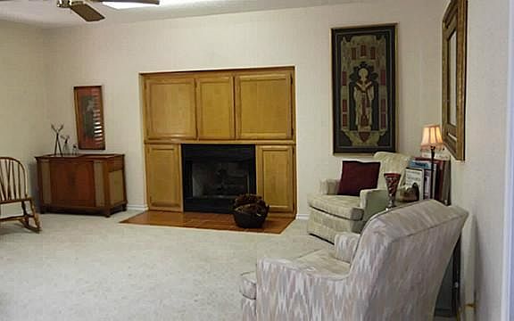 5th image of 3705 Oakwood Dr