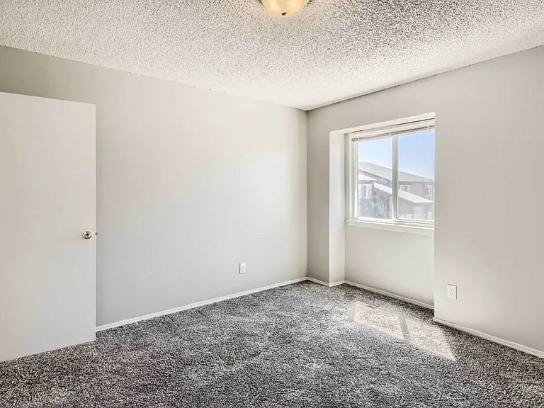 Mesa Vista — Photo 22