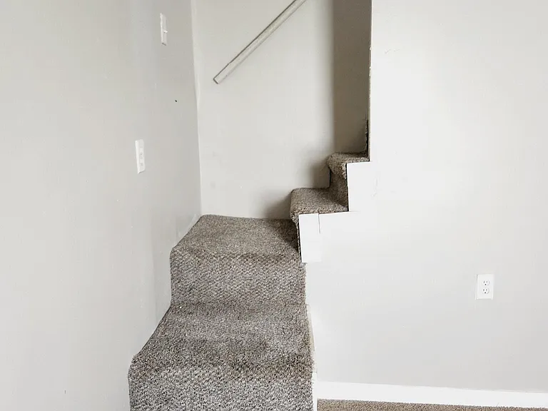 49 Highland Ave — Photo 15