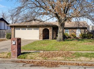 12217 E 38th St, Tulsa, OK 74146