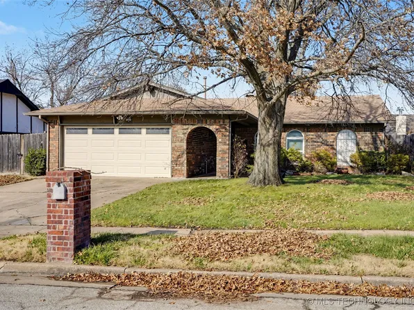 12217 E 38th St, Tulsa, OK 74146