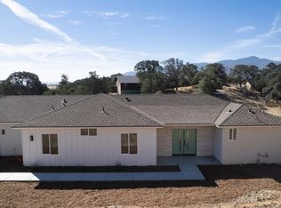 21204 Stage Dr, Tehachapi, CA 93561