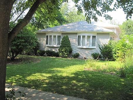1st image of 133 E Brown St