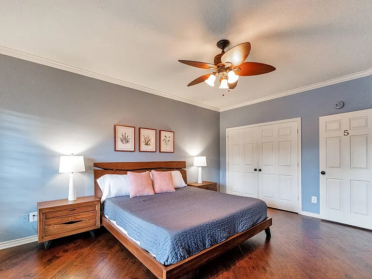 8311 Shoregrove Dr — Photo 15