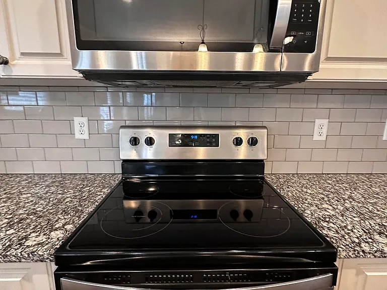 182 Caroleton Dr — Photo 10