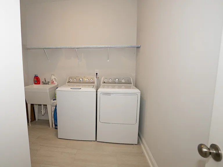 552 Tanner Lake Ln — Photo 23