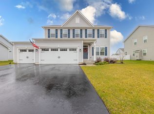 855 Mario Ln, Gilberts, IL 60136