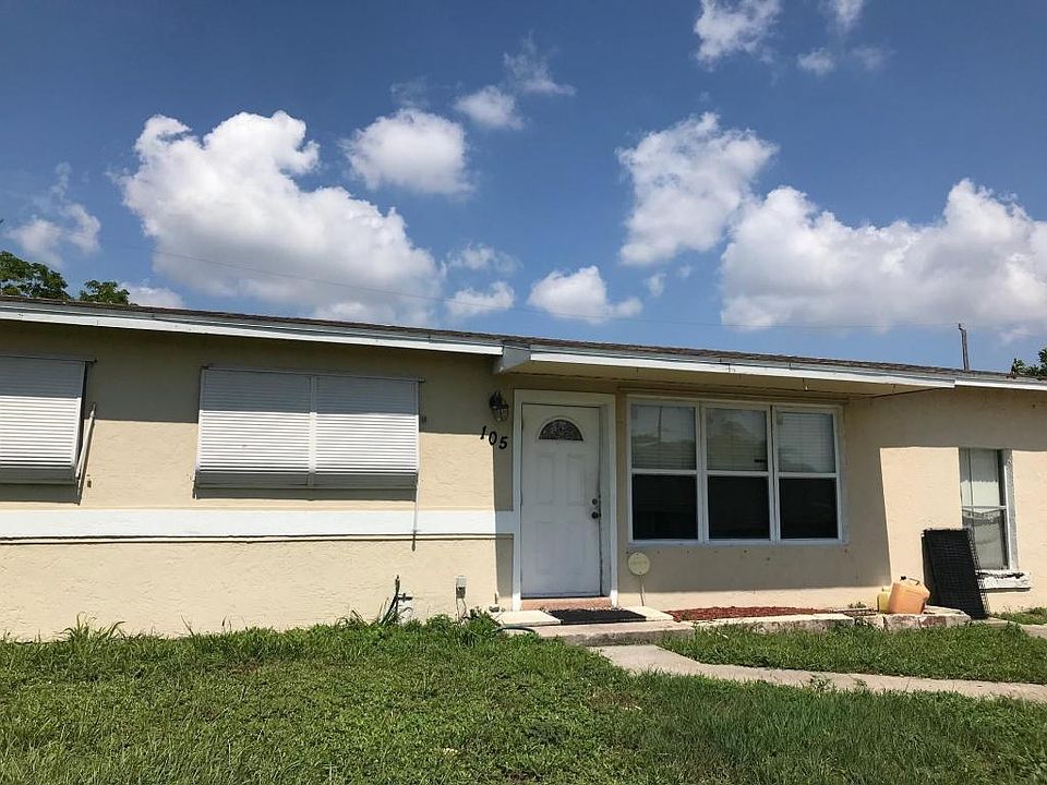 2nd image of 105 Abaco Dr