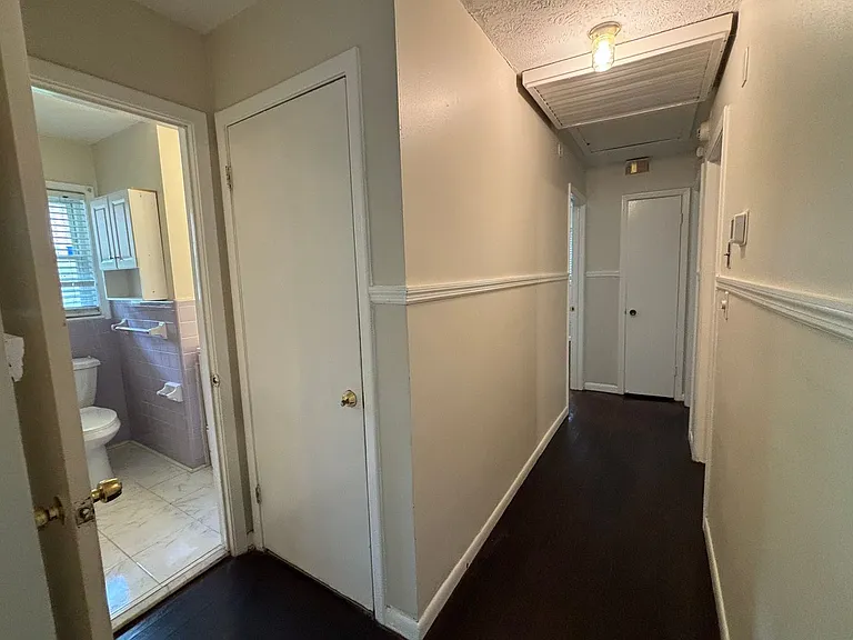 2712 Sherlock Dr — Photo 14