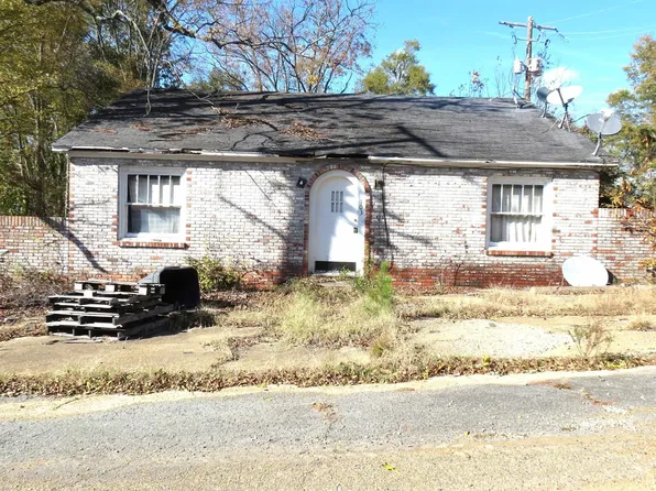 103 5th St, Rison, AR 71665