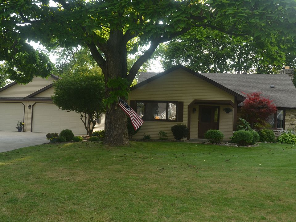 1st image of W148N7329 Woodland Dr