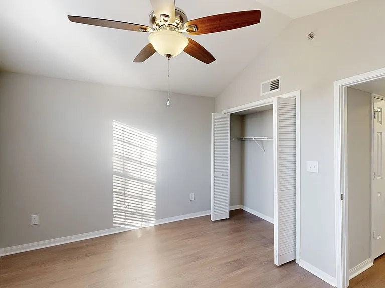 The Carriage Homes at Wyndham — Photo 66