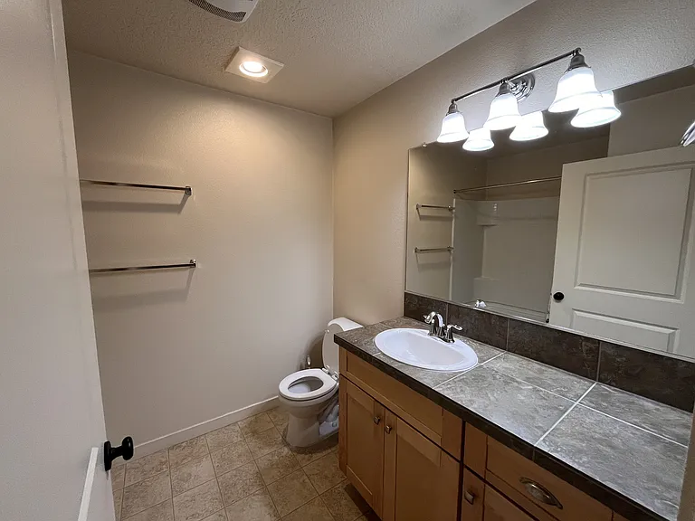 7907 NE Rockne Way #1 — Photo 6
