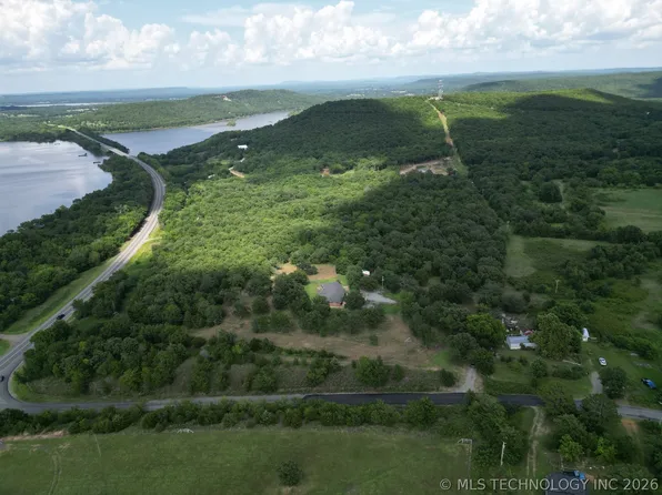 3440 Seven Devils Rd, McAlester, OK 74501
