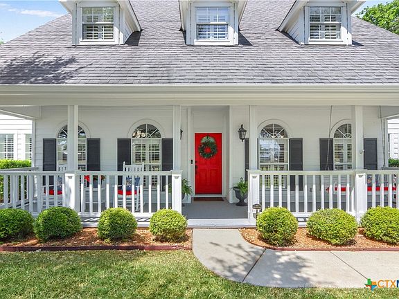 3rd image of 229 Windwood Cir