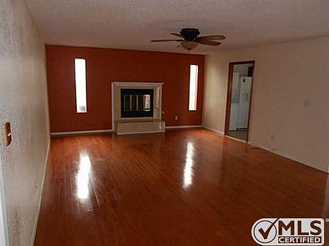 4th image of 5021 Bragg Ave