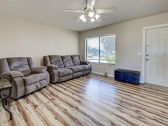 4th image of 7568 Hanchey St