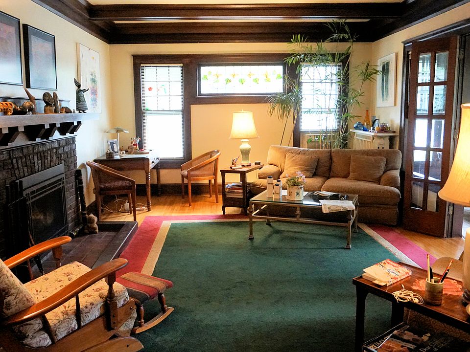 1st image of 3337 Irving Ave S #1