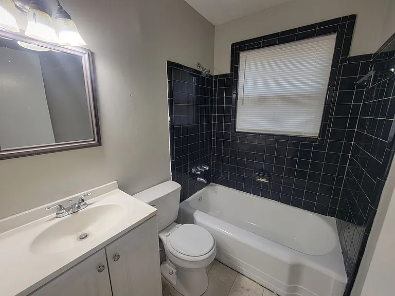 2826 Thomas Ln — Photo 15