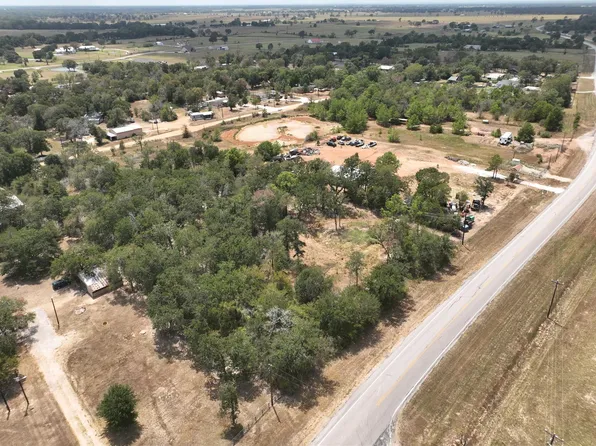 32687 Fm 1736 Rd, Hempstead, TX 77445