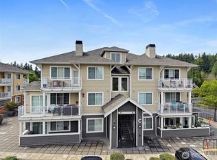 Saxony Condominiums, Sammamish, WA 98074