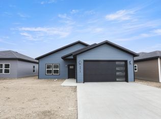 3413 35th St W, Williston, ND 58801