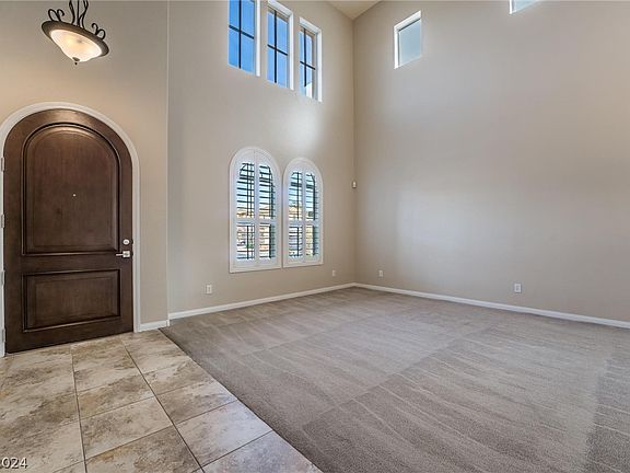 5th image of 8537 Cambrils Ave