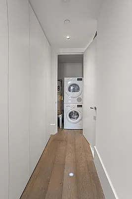 Rented by R New York | media 10