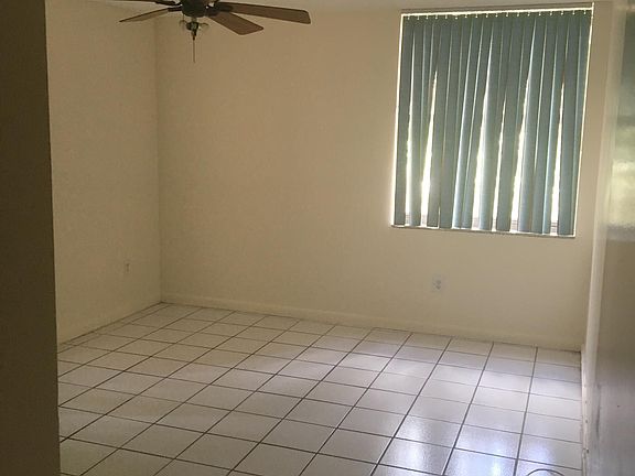 2nd Bed room 