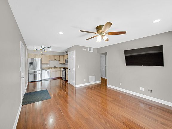 2nd image of 3507 Timberbridge Dr APT A