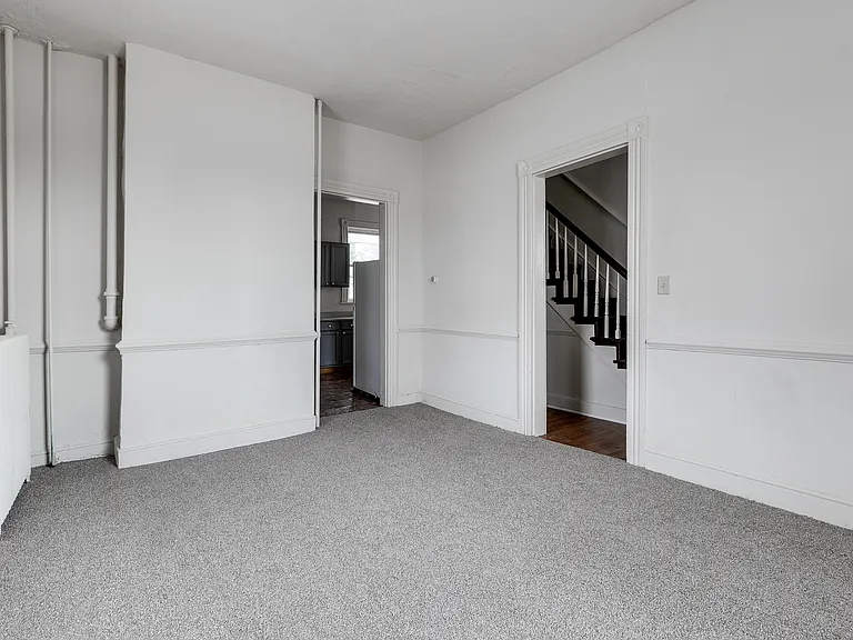 2513 Afton Ave — Photo 5