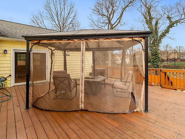 6138 Beachway Dr — Photo 43