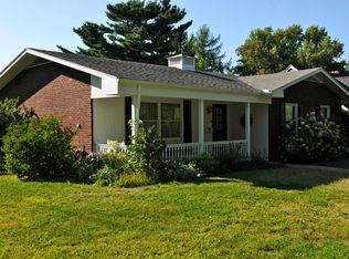 501 10th St, Oakmont, PA