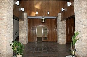1st image of 2611 Glen Hollow Dr