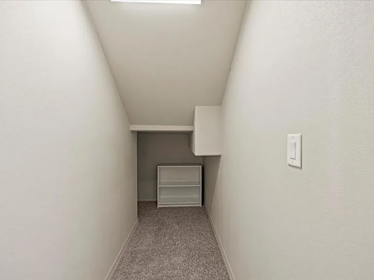 416 Rose St — Photo 18
