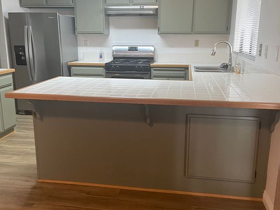 3rd image of 29709 Park City Ave