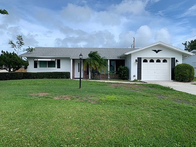 1st image of 421 Willows Ave