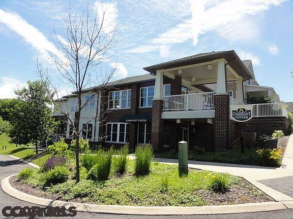 2nd image of 453 Homestead Ln