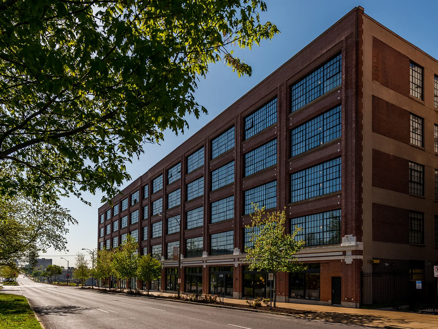 1 bed, 726 sqft, $1,700 — Photo 1