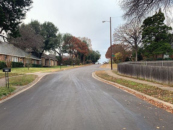 4th image of 9139 Sweetwater Dr