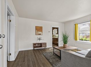 3132 B St, Sacramento, CA 95816