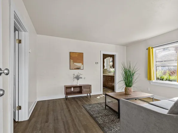 3132 B St, Sacramento, CA 95816