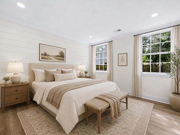 4th image of 60 Lutie St