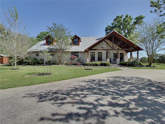 3rd image of 1724 Red Haven Ct