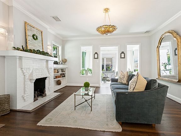 2nd image of 5834 Monticello Ave