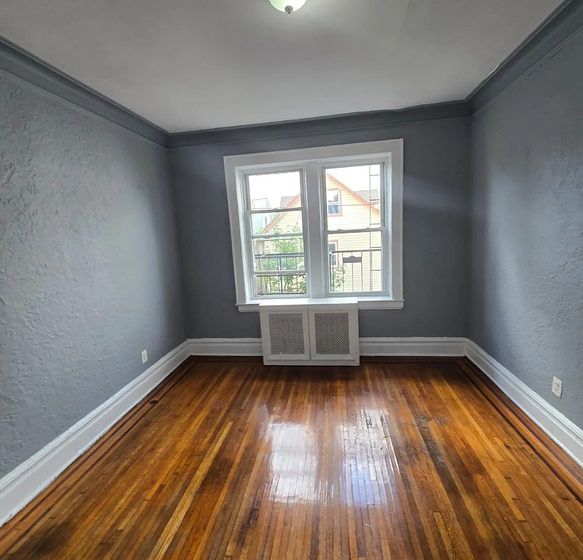 2 bed, $1,600 — Photo 4