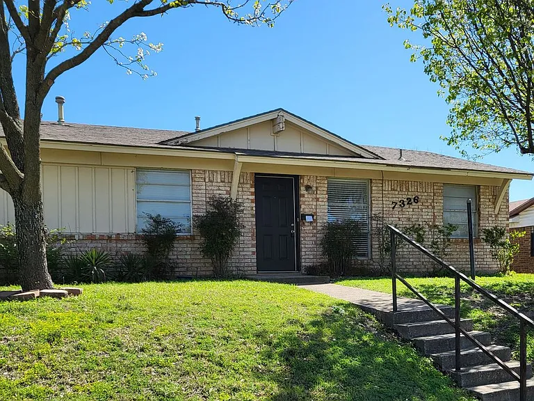 7326 Harold Walker Dr — Photo 1